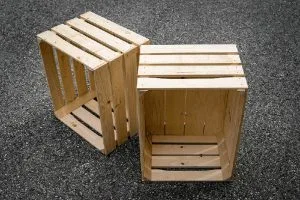 Casier, caisse, cageot une solution décorative, naturelle et locale pour aménager votre cuisine, terrasse de jardin ! Une création de la scierie Dagand